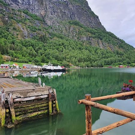 Molden 2-Fjellutsikt Og Jacuzzi Tilgang. Διαμέρισμα Luster Εξωτερικό φωτογραφία